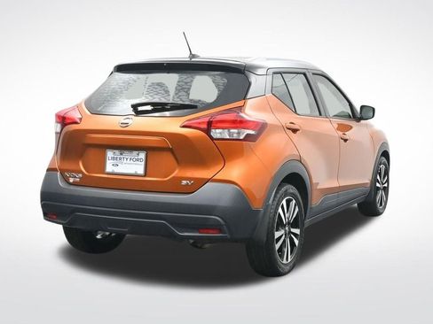 Used 2019 Nissan Kicks SV image 7