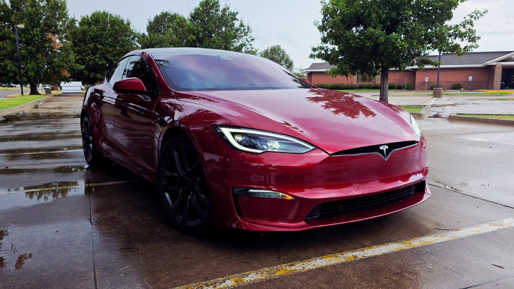Used 2023 Tesla Model S AWD/4WD image 4