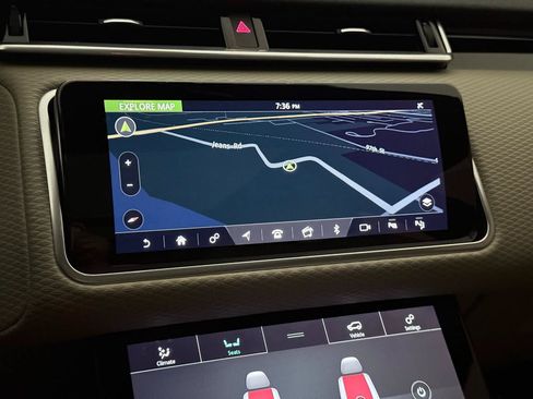 Used 2020 Land Rover Range Rover Velar R-Dynamic S AWD/4WD image 33