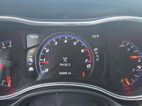 Used 2019 Jeep Grand Cherokee SRT image 23