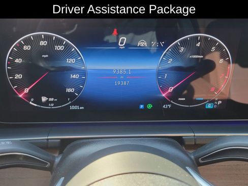 Used 2024 Mercedes-Benz GLE 350 4MATIC image 23