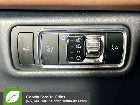 Used 2025 Lincoln Aviator Reserve w/ Equipment Group 201A AWD/4WD image 21