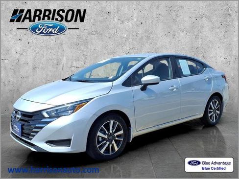 Used 2025 Nissan Versa SV w/ Trunk Package FWD image 1