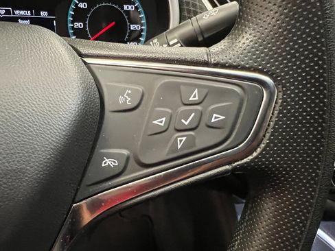 Used 2024 Chevrolet Malibu LT image 31