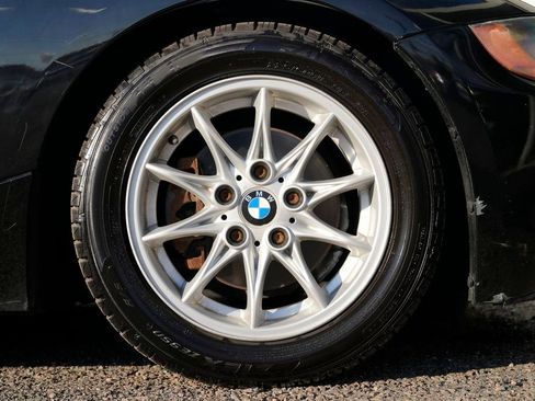 Used 2003 BMW Z4 2.5i image 13