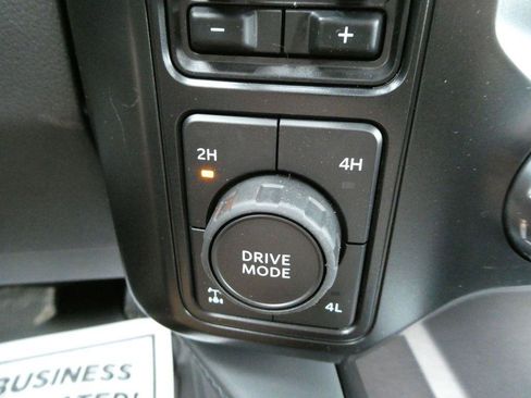 New 2026 Ford F350 Platinum w/ FX4 Off-Road Package AWD/4WD image 27