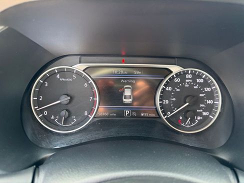 Used 2024 Nissan Sentra SV FWD image 24