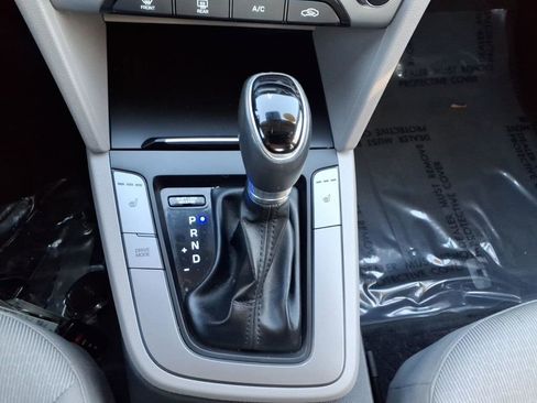 Used 2017 Hyundai Elantra ECO w/ Cargo Package image 16