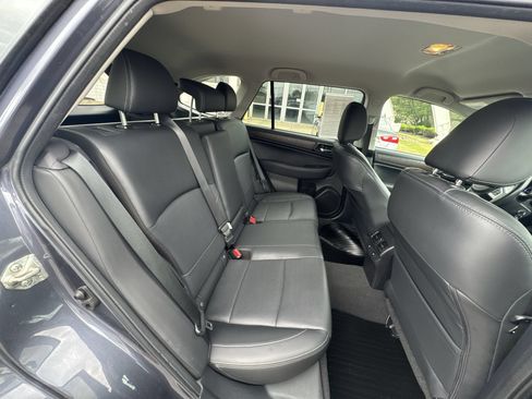 Used 2015 Subaru Outback 2.5i Limited AWD/4WD image 27