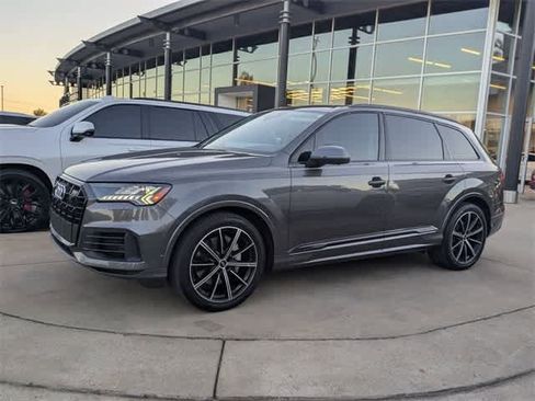 Used 2021 Audi Q7 3.0T Prestige w/ Prestige Package image 4