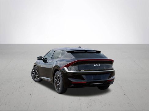 New 2025 Kia EV6 Wind image 4