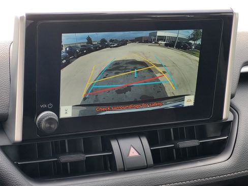 Used 2025 Toyota RAV4 LE FWD image 23
