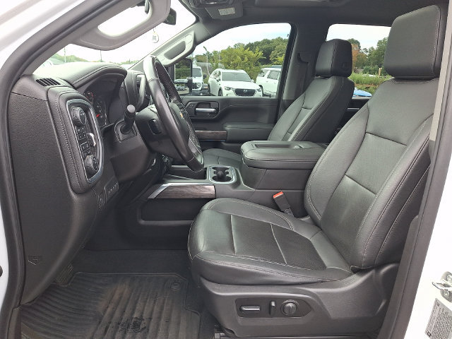 Used 2021 Chevrolet Silverado 2500 LTZ w/ LTZ Convenience Package AWD/4WD image 2