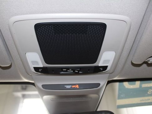 Used 2024 Honda HR-V LX image 33