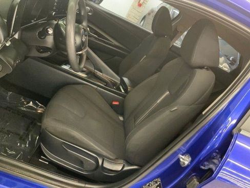 Used 2023 Hyundai Elantra SEL FWD image 14