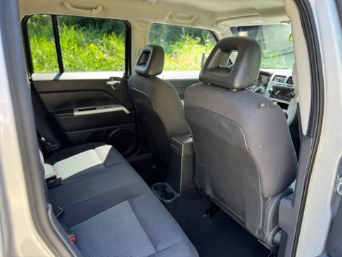Used 2008 Jeep Patriot Sport AWD/4WD image 16
