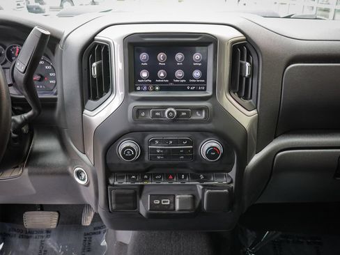 Used 2024 Chevrolet Silverado 1500 Custom Trail Boss AWD/4WD image 18