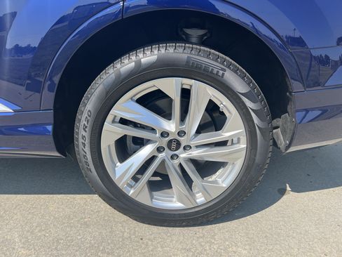Used 2022 Audi Q7 3.0T Premium Plus AWD/4WD image 13