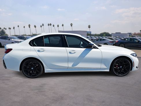 New 2026 BMW 330i Sedan w/ M Sport Package image 4