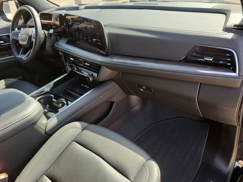 Used 2025 Chevrolet Tahoe Z71 image 27