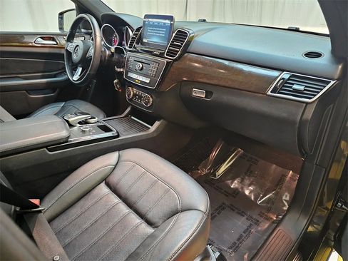 Used 2016 Mercedes-Benz GLE 350 w/ Premium Package image 12