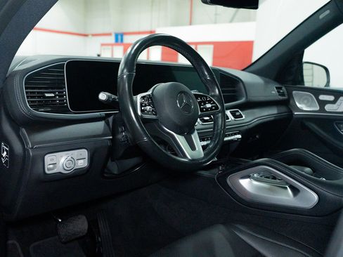 Used 2020 Mercedes-Benz GLS 450 4MATIC w/ Convenience Package image 19