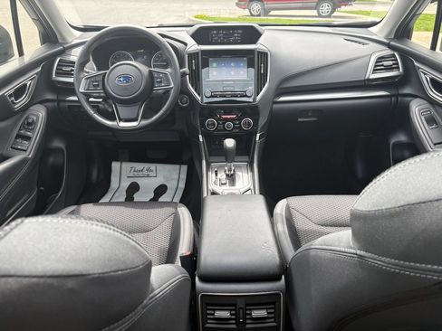 Used 2024 Subaru Forester Premium AWD/4WD image 10