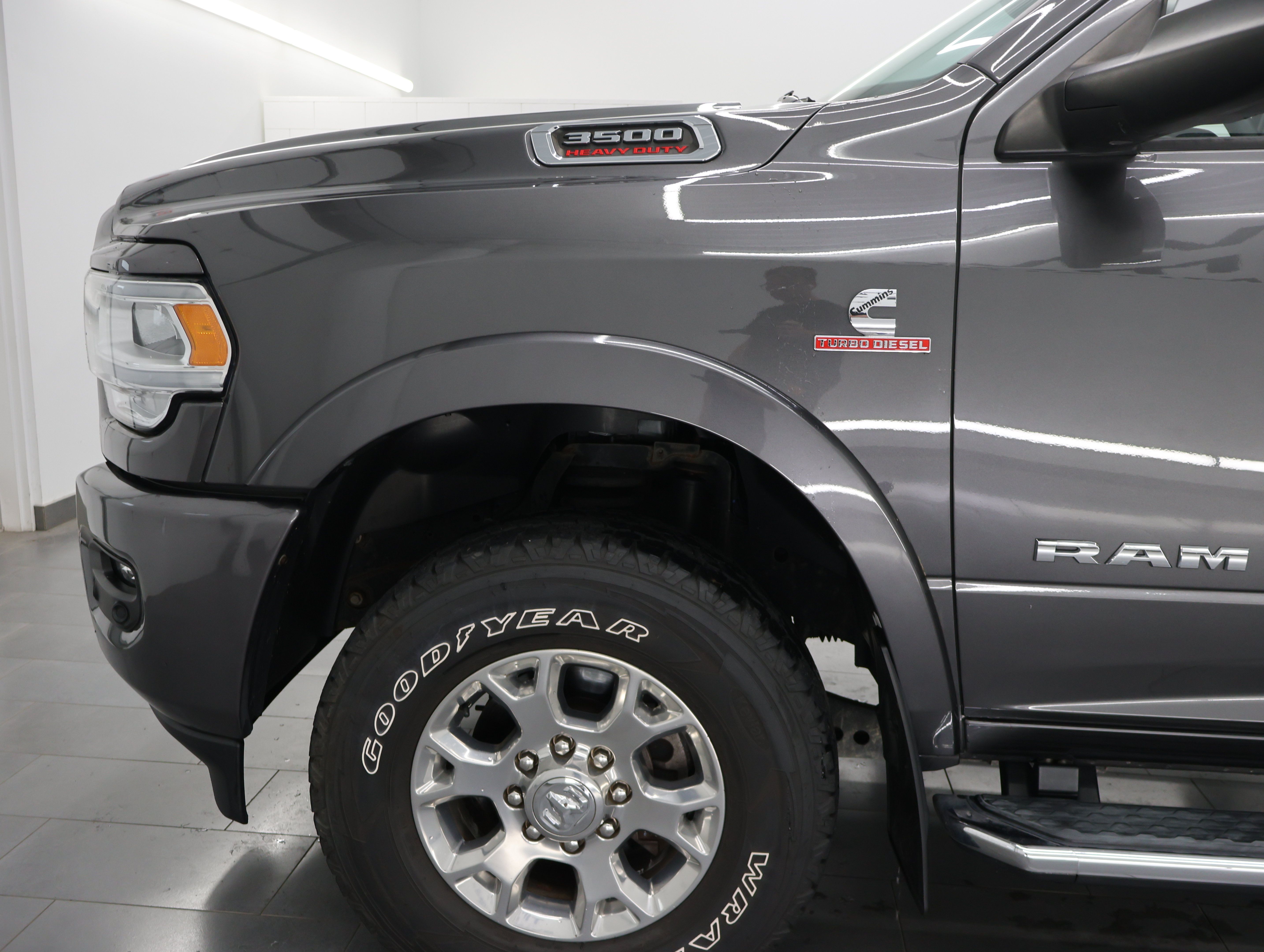 Used 2019 RAM 3500 Laramie AWD/4WD image 31