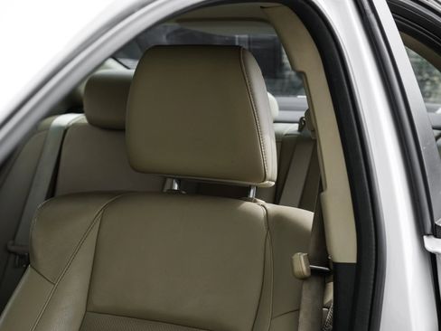 Used 2017 Acura ILX image 24