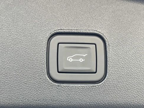 New 2026 Cadillac Lyriq V image 13