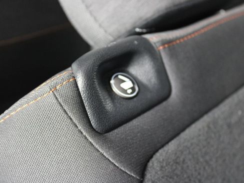 Used 2023 Honda Pilot Sport image 26