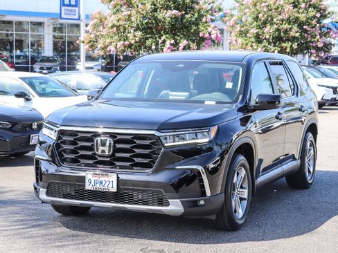Certified 2024 Honda Pilot EX-L image 3