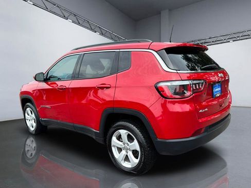 Used 2019 Jeep Compass Latitude w/ Popular Equipment Group AWD/4WD image 5