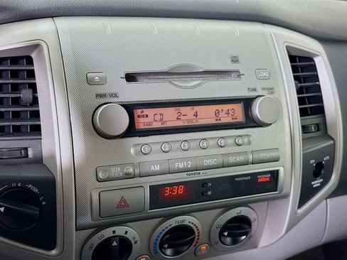 Used 2008 Toyota Tacoma 4x4 Access Cab V6 image 5
