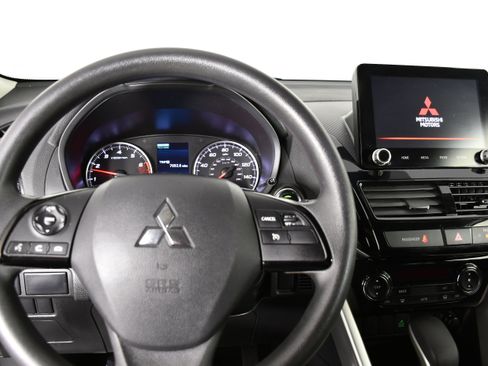 Used 2024 Mitsubishi Eclipse Cross LE AWD/4WD image 16