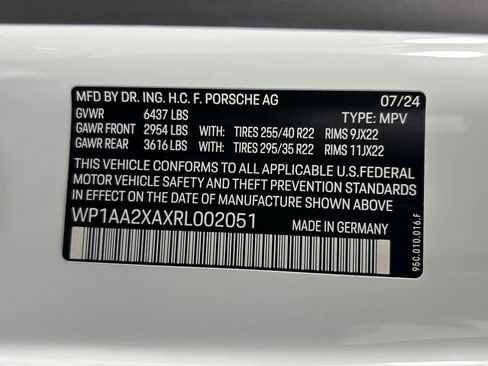Certified 2024 Porsche Macan 4 Electric AWD/4WD image 31