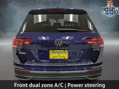 Used 2022 Volkswagen Tiguan SE w/ Panoramic Sunroof Package AWD/4WD image 6
