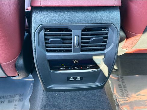 New 2026 BMW 330i Sedan w/ M Sport Package image 20