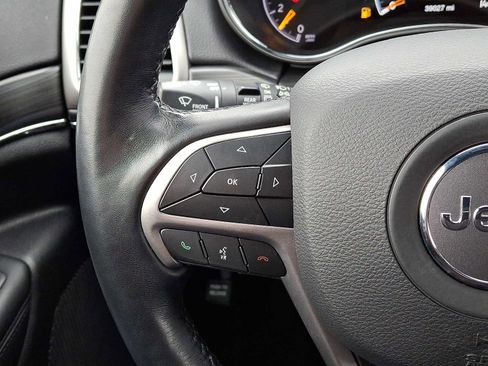 Used 2022 Jeep Grand Cherokee Limited image 22