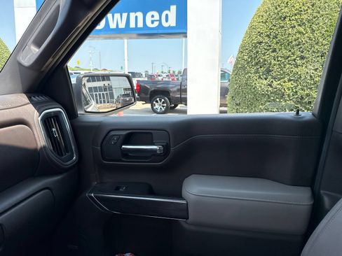 Used 2019 Chevrolet Silverado 1500 LTZ w/ LTZ Premium Package AWD/4WD image 31