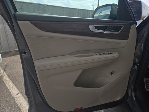 New 2025 Volkswagen Atlas SEL Premium R-Line image 17