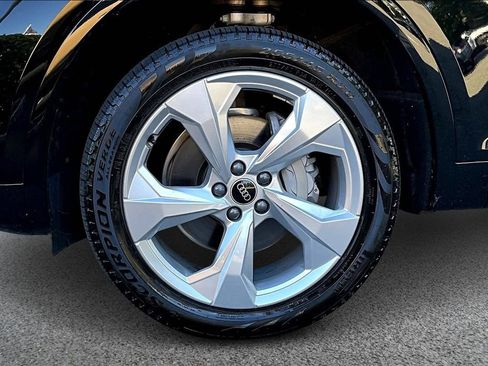 Used 2025 Audi Q5 2.0T Premium Plus image 34