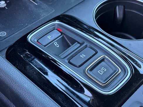 Certified 2023 Honda Pilot EX-L image 17