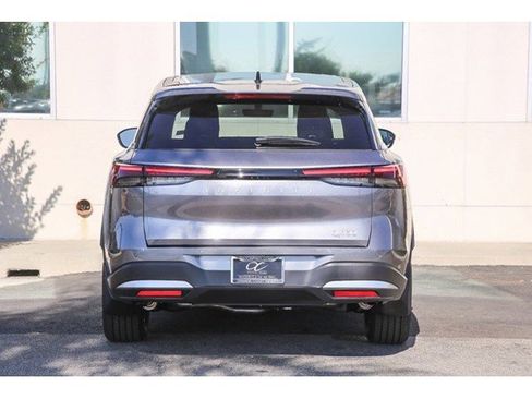 New 2026 INFINITI QX60 Pure w/ Cargo Package FWD image 7