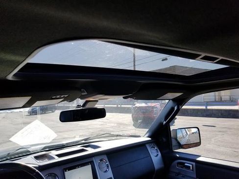 Used 2017 Ford Expedition Limited w/ Equipment Group 301A image 19