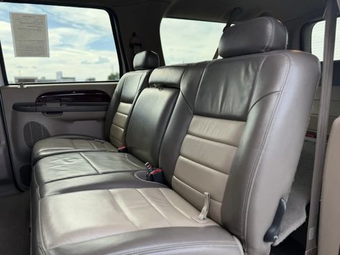 Used 2004 Ford Excursion Eddie Bauer AWD/4WD image 15