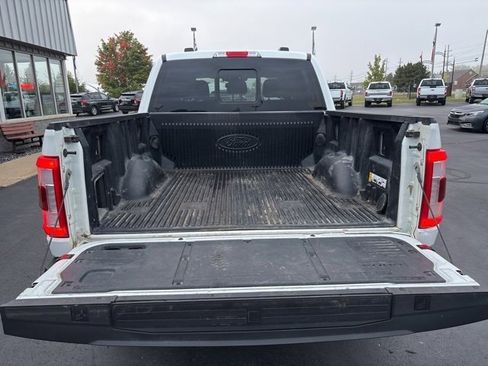 Used 2023 Ford F150 Lariat w/ Trailer Tow Package image 16