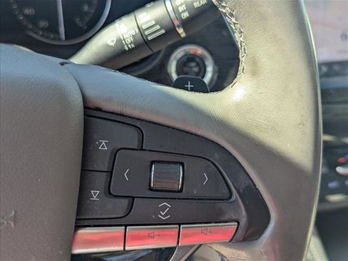 Used 2020 Cadillac XT6 Premium Luxury image 11