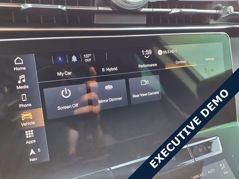 New 2025 Maserati Grecale GT image 11