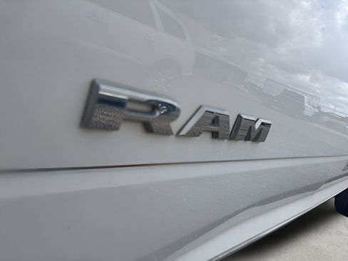 Used 2019 RAM 2500 Tradesman w/ Safety Group AWD/4WD image 11